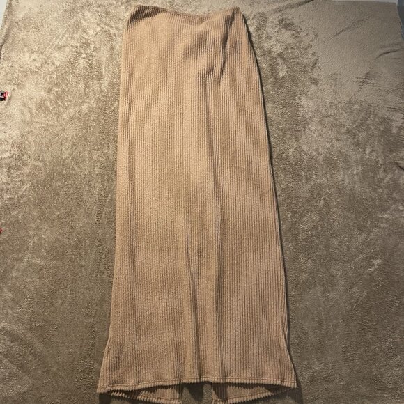 Pretty Little Thing Dress Womens 12 L/XL Long Ribbed Soft Maxi Slit Strapless - Picture 3 of 6